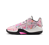 Image of Jordan Men's Jordan Triangle Basketball Shoes in White IO3373-100 57BBE43C