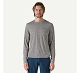 Image of Patagonia Men's Long Sleeve Cap Cool Daily Graphic Shirt - Waters F4FEA65C