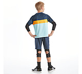 Image of Pearl Izumi Youth Summit Knee Pads 9FFD941D