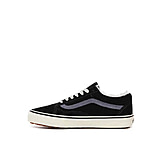 Image of Vans Old Skool MTE Shoes - Women's