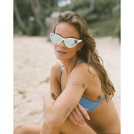 Body Glove Lana Polarized Cat Eye Sunglasses - White B1D32D9F, One Size, White Blue Lens, 10266275.CGR-White