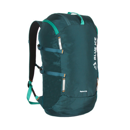 Blue Ice Squirrel 22L Pack, Shaded Spruce BK29-GRN