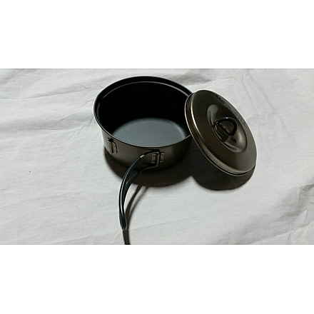 Evernew Titanium Non Stick Pot w/Handle - 0.6L