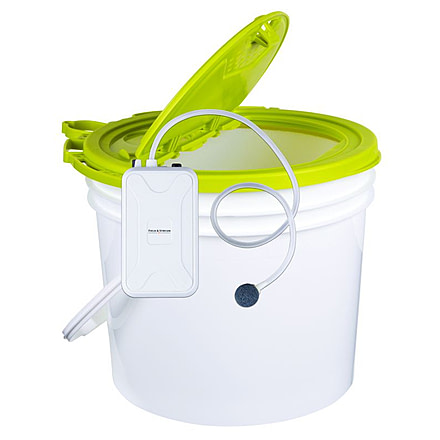 Flambeau 3.5 Gal Insulated Minnow Bucket w/Water Resistant Aerator Two, 6091FA