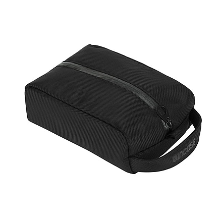 Incase Dopp Kit, Black INTR40054-BLK