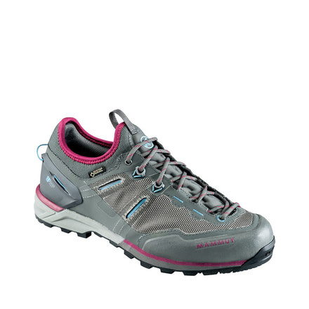 Demo, Mammut Women's Alnasca Knit Low GTX MUSTER Boots, Graphite - Beet, 7, 302006081002081000-DEMO