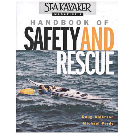 Globe Pequot Press B.i. Canoeing Paddling 9780762747580