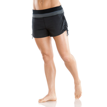 Moving Comfort Flow Mesh Short - Women's-Black/Ebony-Large