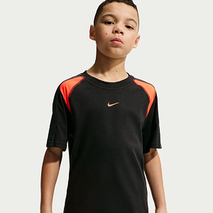 Nike Nike Sportswear City Utility Big Kids Short-Sleeve Top in Black IO1704-011, Black, M, unisex, 1015891130-00198731006849