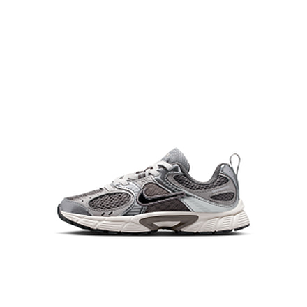Nike Nike V5 RNR Little Kids Shoes in Grey HQ6412-200, Grey, 12C, unisex, 1015765164-00198484340702