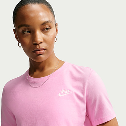 Nike Womens Nike Sportswear T-Shirt in Pink DX7902-621, Pink, L, female, 1015952424-00198962757503