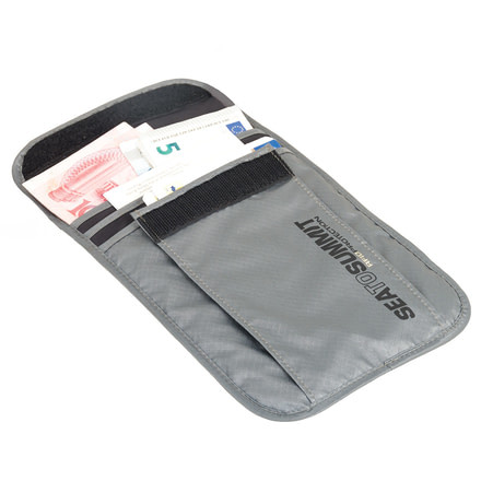 Travelling Light Neck Pouch RFID-Grey