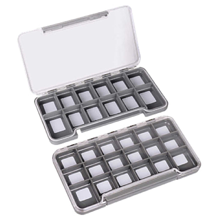 Stone Creek Slim J Magnetic Fly Box, 18 Compartment, Clear, 7.25in x 4in x .5in, FBSJ18