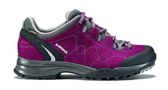 Lowa Focus GTX Lo Shoe - Women's-Berry-10 US