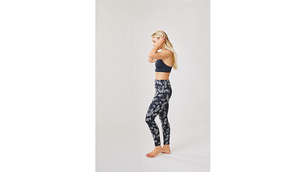 Carve Designs Sanitas Compression Top - Womens, Black, Large, BTCC60-001-LG