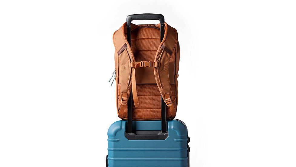 Cotopaxi Allpa 18L Daypack