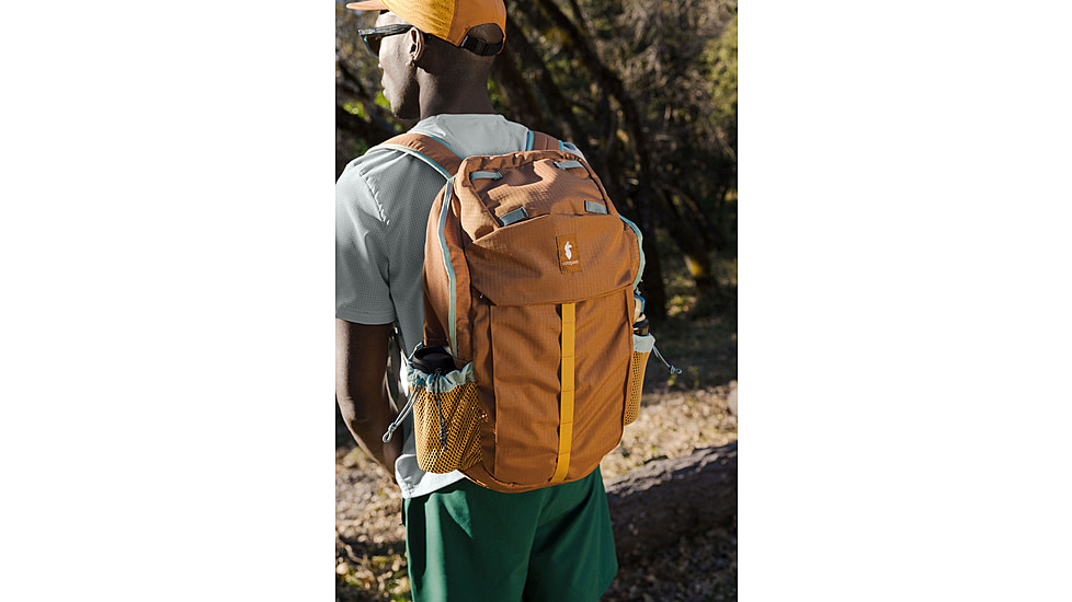 Cotopaxi Clase 28L Daypack