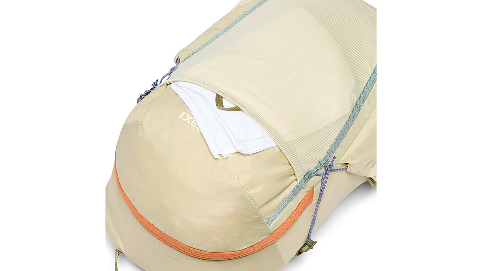 Cotopaxi Elqui 18L Backpack, Grain, One Size, EL18-S25-GRN