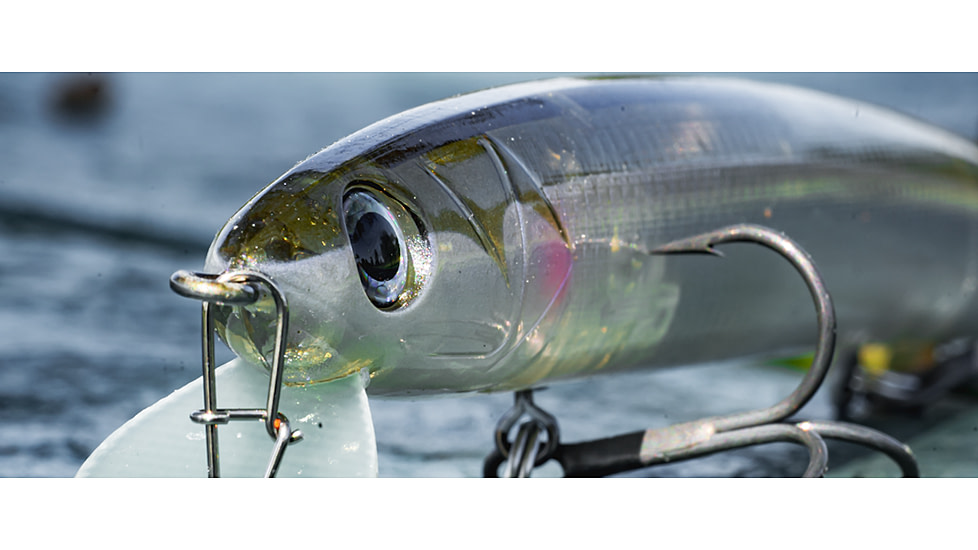 Daiwa HMKL Minnow Steez Custom Jerkbaits Lure, 5.4in, 4/7oz, Ghost Ayu, HM137SPK4