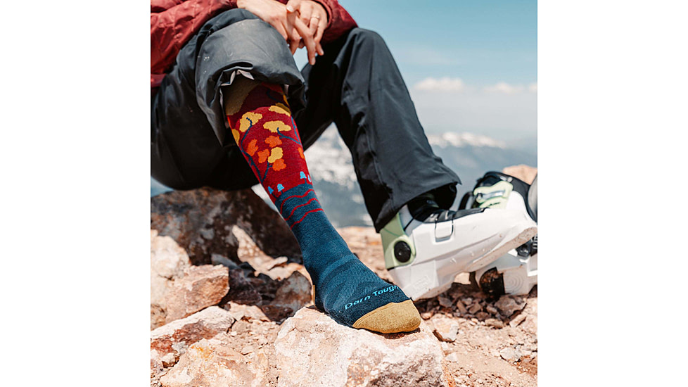 Darn Tough Enchanted OTC Midweight With Cushion - Womens, Autumn, Medium, 8046-AUTUMN-M-DARN