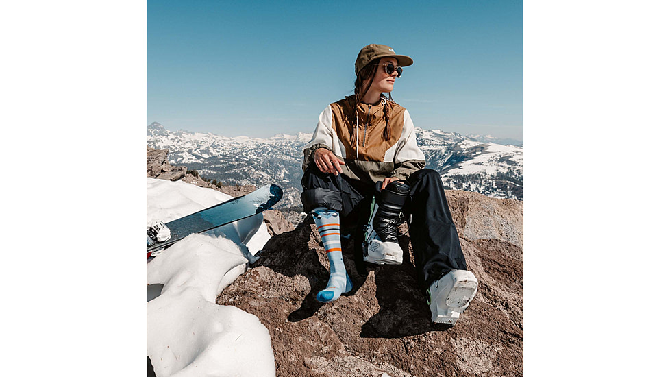 Darn Tough Snowscape OTC Lightweight With Cushion - Womens, Bluebird, Small, 8047-BLUEBIRD-S-DARN