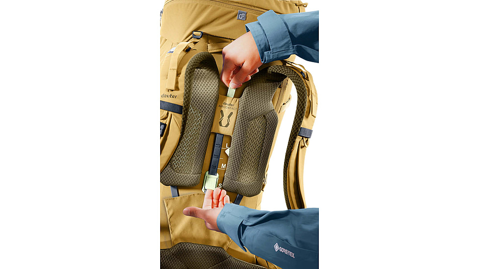 Deuter Aircontact Core 60+10 Backpack