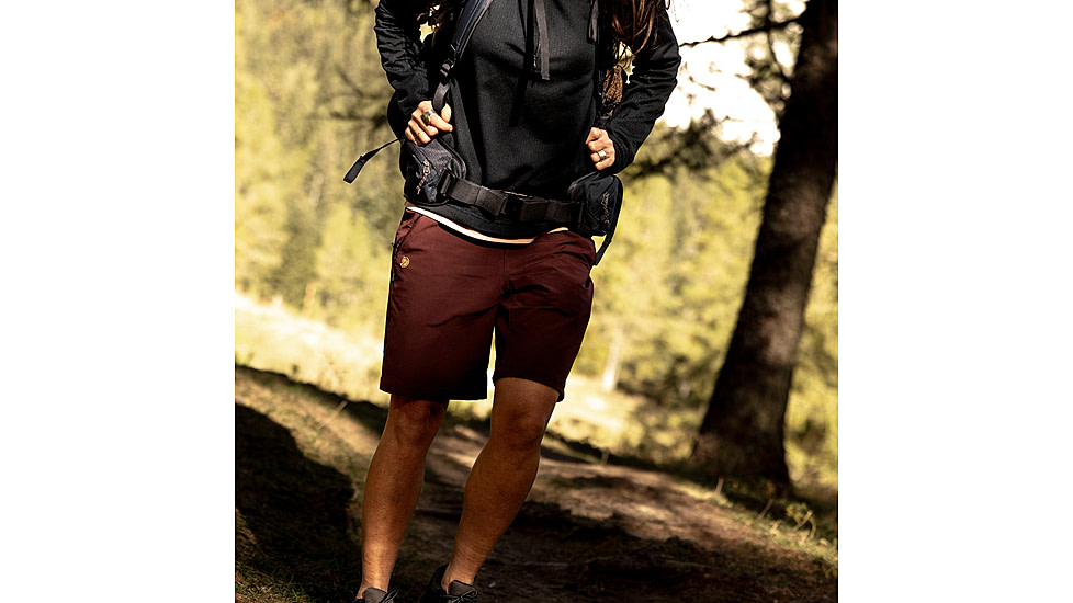 Fjallraven Abisko Trail Stretch Shorts - Womens, Port, 44, F14200143-357-44