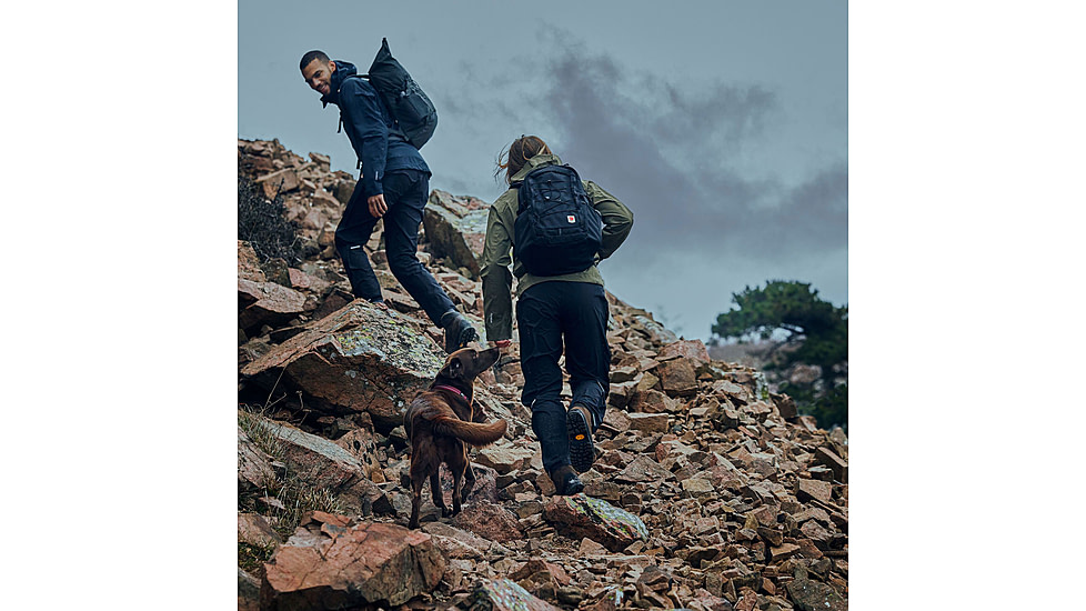 Fjallraven HC Hydratic Trail Jacket - Mens, Laurel Green, Medium, F86984-625-M