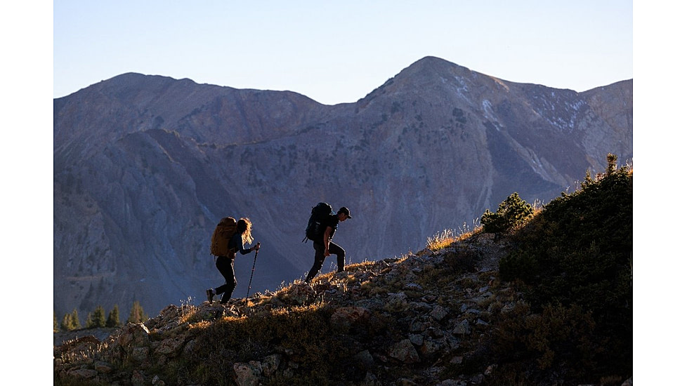 Gregory Paragon 50L Backpack - Mens, Desert Red, Medium/Large, 153022-A027