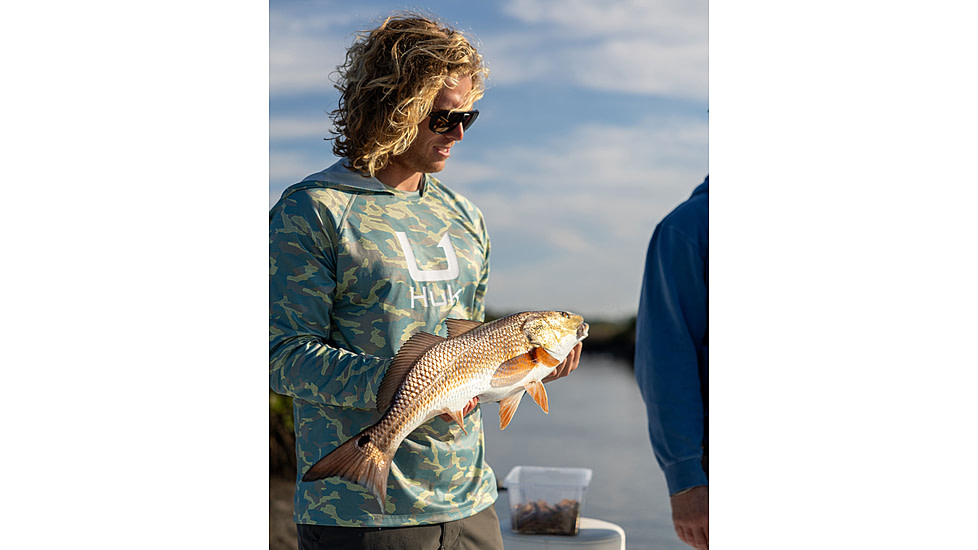 HUK Performance Fishing Icon Printed Long Sleeve Hoodie - Mens
