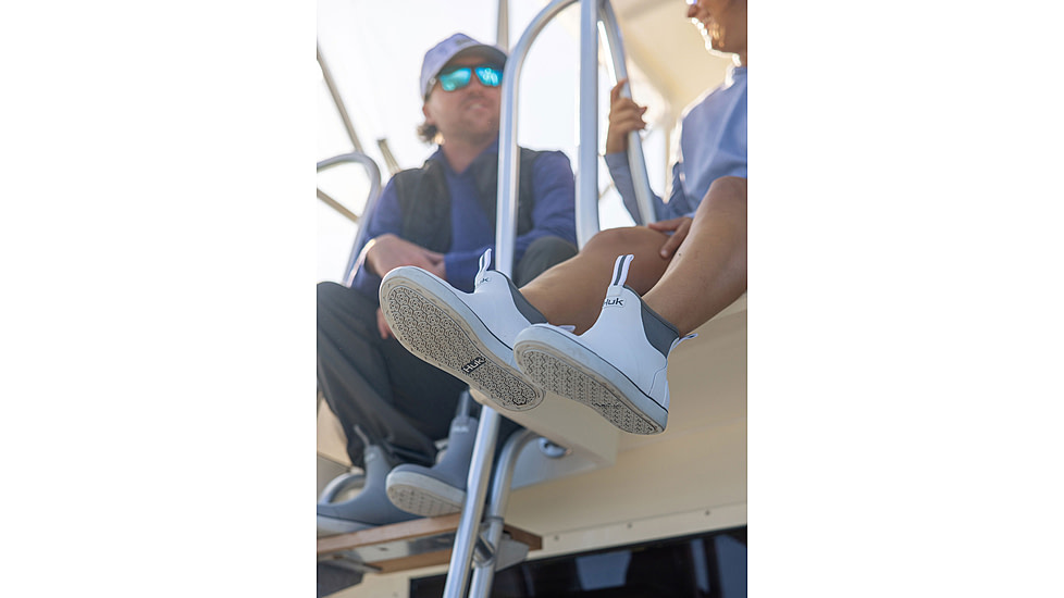 HUK Performance Fishing Rogue Wave Boot - Womens