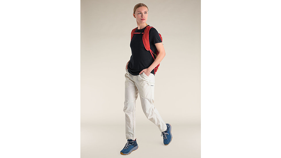 Icebreaker Merino Blend 125 Cool-Lite Sphere SS T-Shirt - Womens, Black, Medium, IB0A56ZO001M