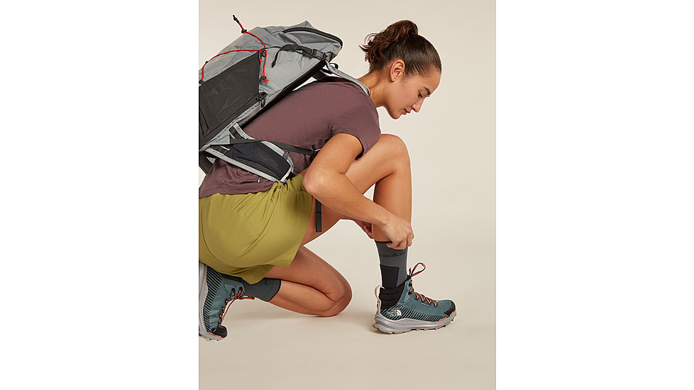 Icebreaker Merino Hike+ Light Crew Socks - Men's, Black/Obsidian, Medium, IB0A578O0FBM