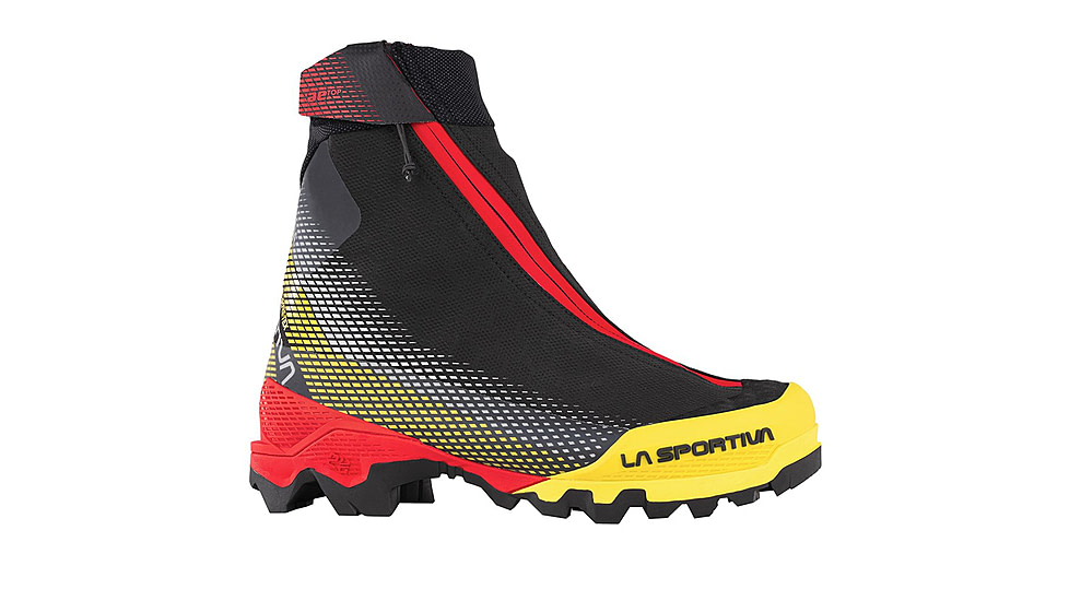 La Sportiva Aequilibrium Top GTX Mountaineering Shoes - Mens, Black/Yellow, 44, Medium, 21X-999100-44