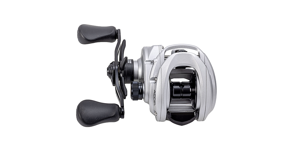 Lews Accel Baitcast Reel