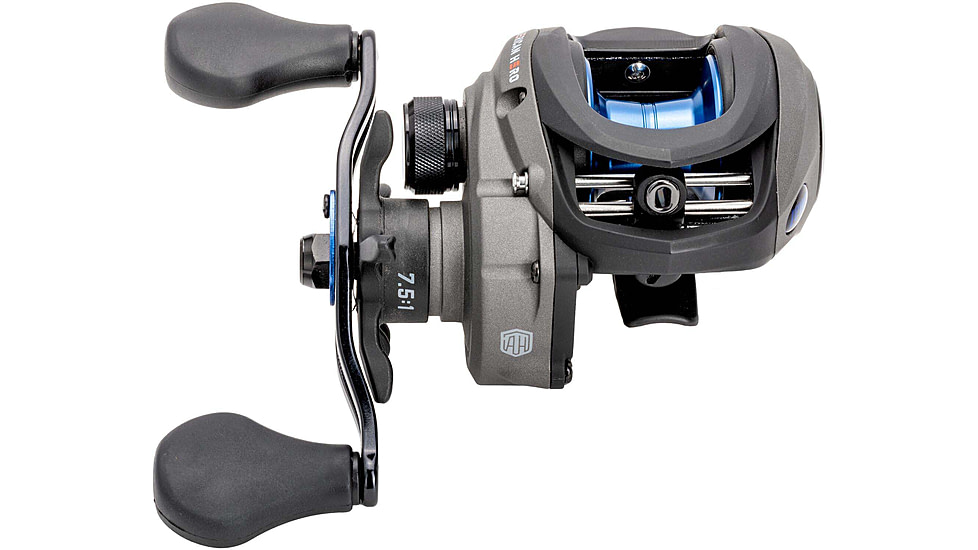 Lew’s American Hero Baitcast Reel, 4+1 Bearings, 7.5-1 Ratio, 1-PC Graphite Frame, Speed Gears, Speed Lube, Magnetic Control System, Rulon Drag, RH Retrieve, Gray/Black/Blue, AH1SHG2