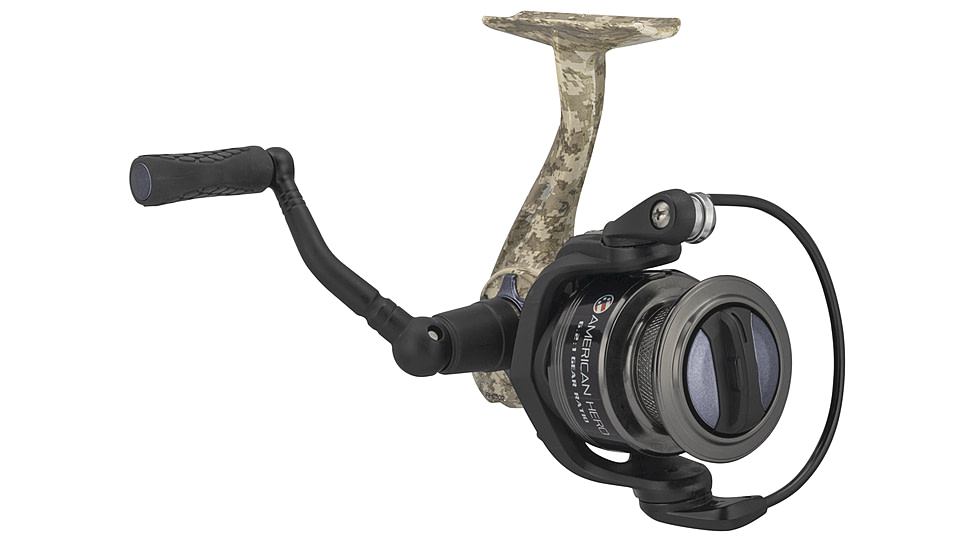 Lew’s American Hero Camo Spinning Reel, SZ 300 Reel, 5+1 Bearings, 6.2-1 Ratio, 1-PC Graphite Frame, Oiled Felt Multi-Disc Drag, Camo/Black, Clam Pack, AHC300G2C