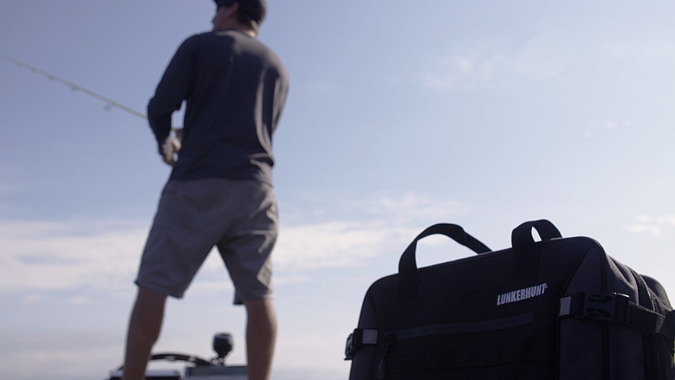 Lunkerhunt LTS AVID Messenger Bag, Black / Grey, 18.8L, MBAG01