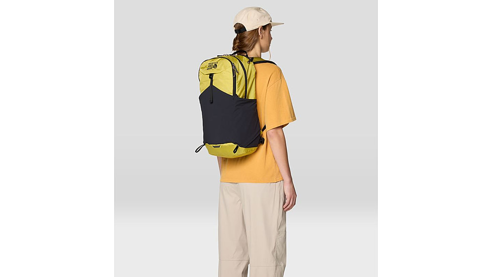 Mountain Hardwear Field Day 22L Backpack, Bright Olive, O/S, 2109981-351-O/S