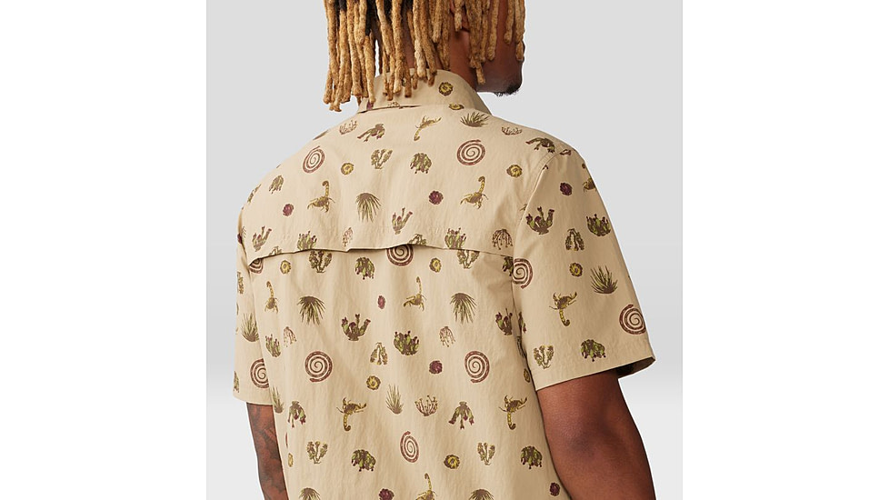 Mountain Hardwear Stryder Short Sleeve Shirt - Mens, Moab Tan Scorpion Print, Extra Large, 2070501214-XL