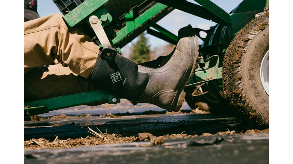 Muck Boots Chore Mid XpressCool Classic Work Boot - Mens, Brown, 6, CMCT-900-BRN-060