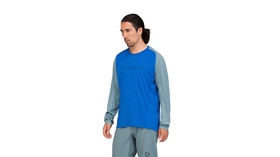 Norrona Fjora Equaliser Lightweight Long Sleeve Top - Mens, Skydiver, Small, 2232-25-2336-S