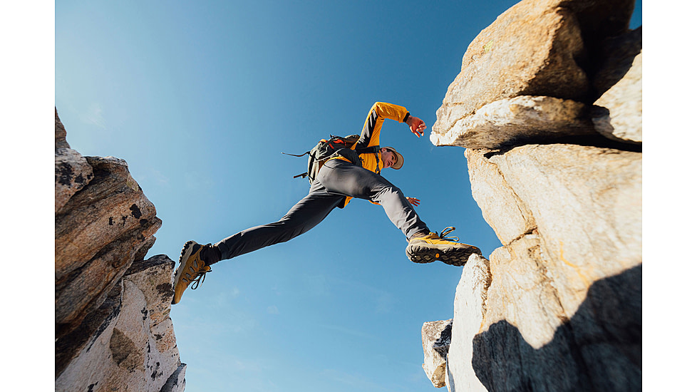 Oboz Sawtooth X Pro Low GTX Hiking Shoes - Mens