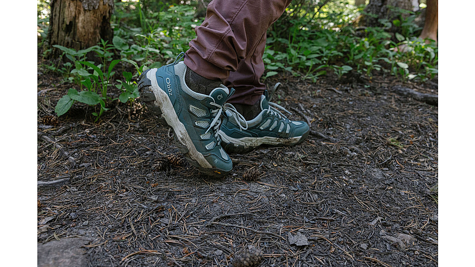 Oboz Sawtooth X Pro Low Hiking Shoes - Womens