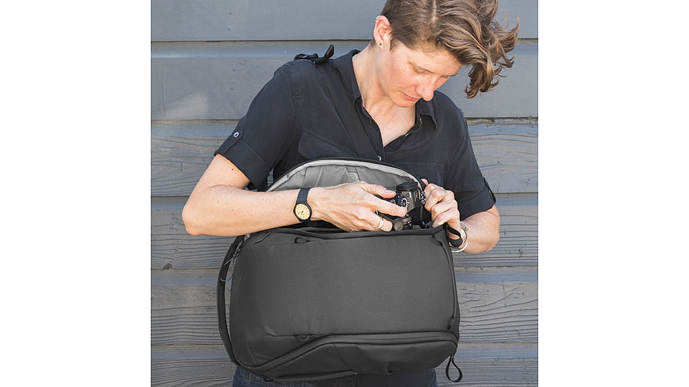 Peak Design Everyday 20 Liters Zip Backpack, Black, BEDBZ-20-BK-2