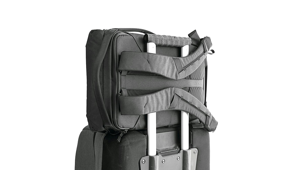Peak Design Everyday V2 Backpack, 20 Liters, Black, BEDB-20-BK-3