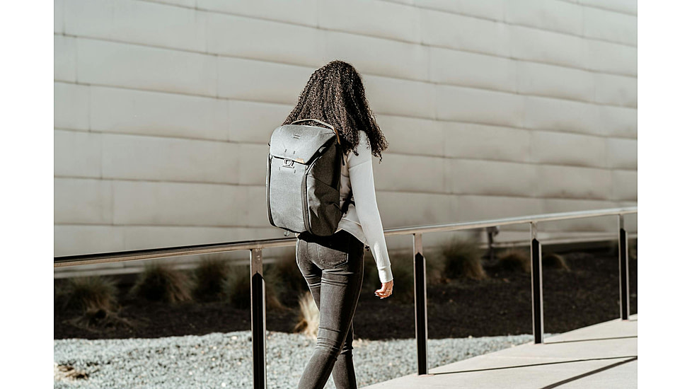 Peak Design Everyday V2 Backpack, 20 Liters, Charcoal, BEDB-20-CH-3