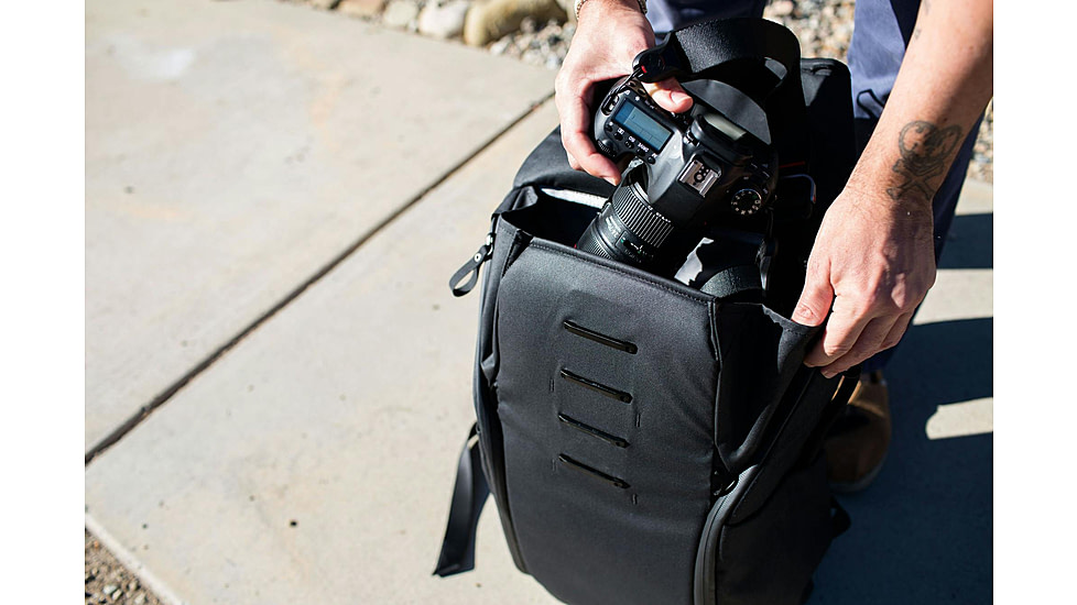 Peak Design Everyday V2 Backpack, 30 Liters, Black, BEDB-30-BK-3