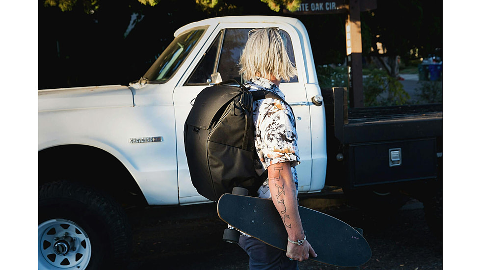 Peak Design Everyday V2 Backpack, 30 Liters, Black, BEDB-30-BK-3