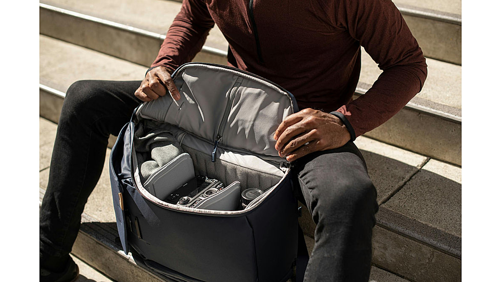 Peak Design Everyday V2 Backpack, 30 Liters, Midnight, BEDB-30-MN-3